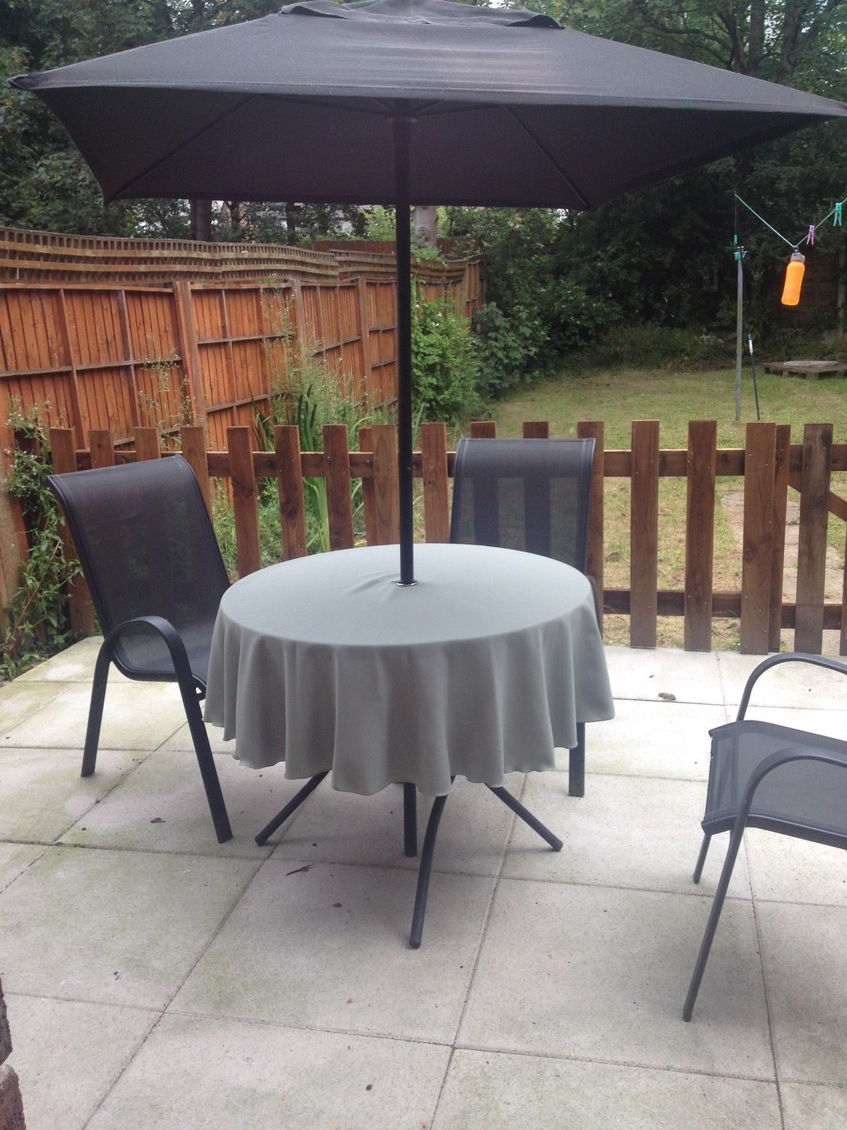 Patio Table Cover with Umbrella Hole | Table Covers Depot