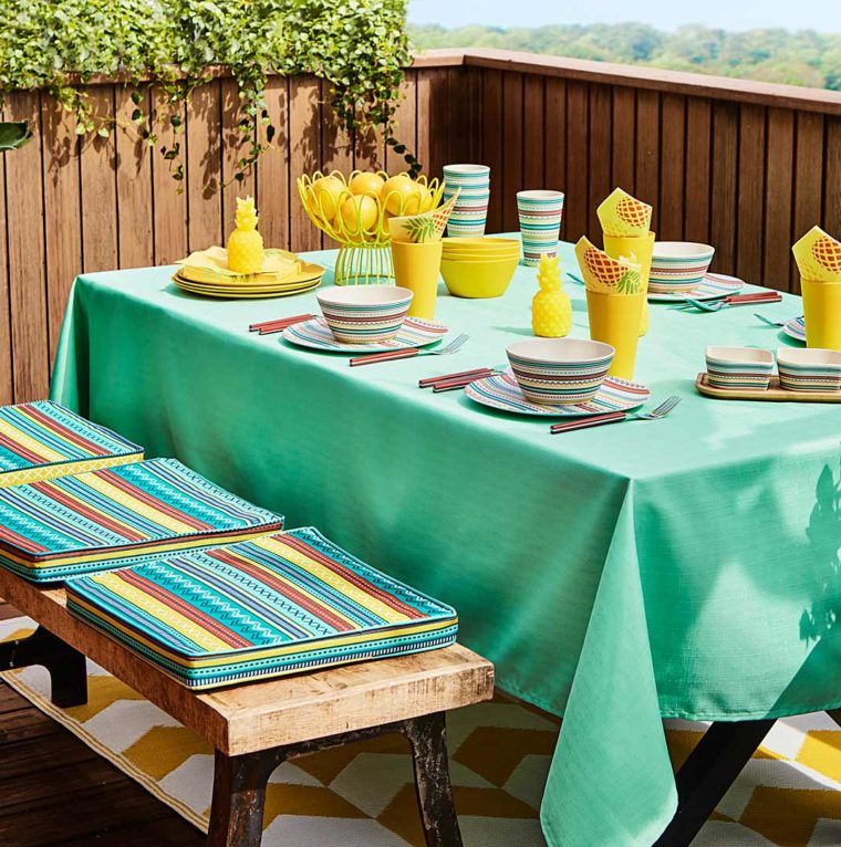 Fitted Picnic Table Covers Set | Table Covers Depot