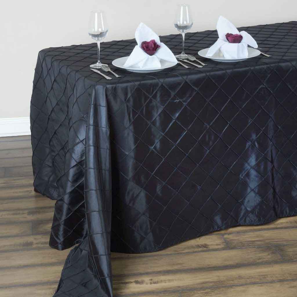 4 Black Wedding Tablecloth Inspiration for a Modern and Chic Wedlock Ceremony Theme | Table Covers Depot