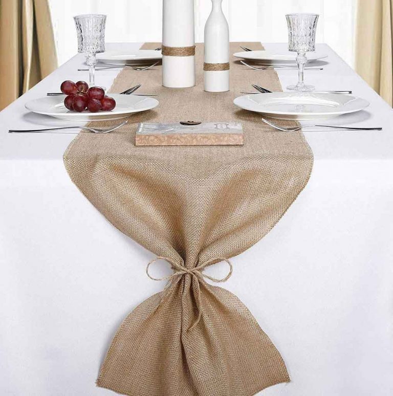 3 Advantages Of Using Burlap Wedding Table Runner That You Should Know   Burlap Table Runner Wedding Ideas Burlap Table Runner Rustic Wedding 768x774 