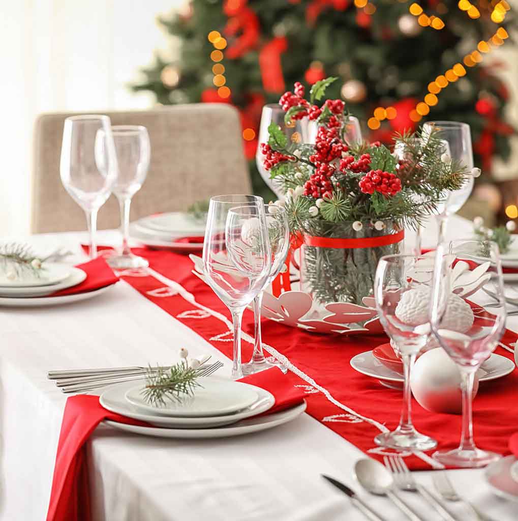 Get To Know How to Decorate Vinyl Christmas Tablecloths | Table Covers Depot