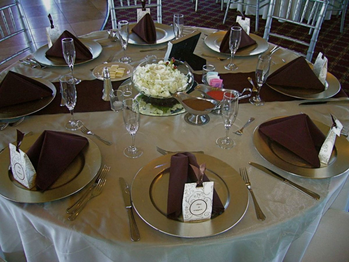 Cheap Table Linens for Weddings Buying Guide | Table Covers Depot