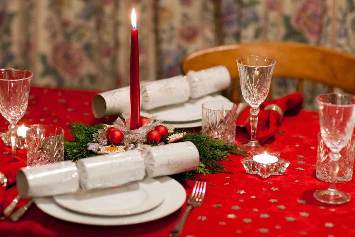 5 Best Christmas Table Linens Recommendations You Should Know | Table Covers Depot