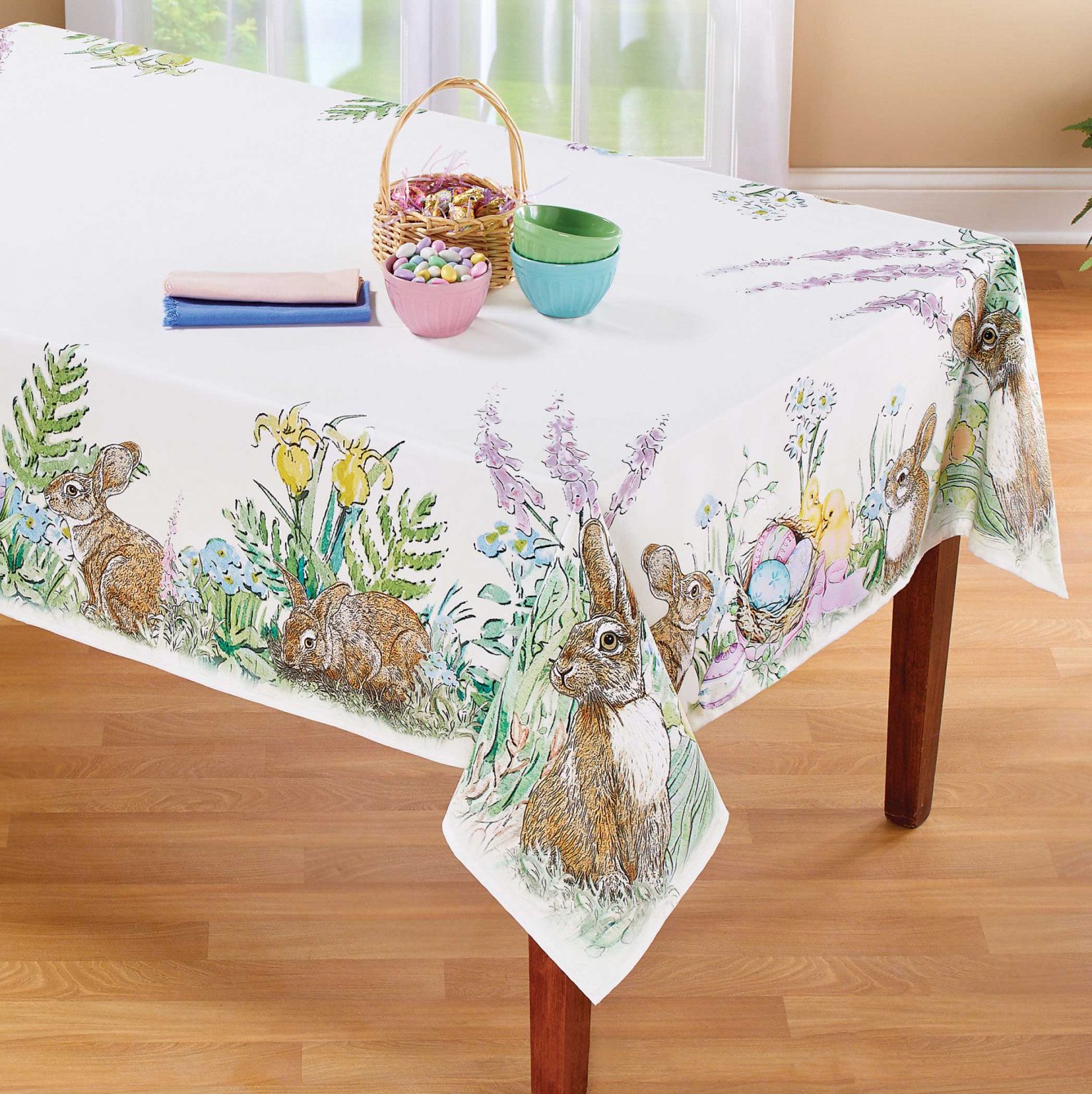 Easter Table Linens And Other Tabletop Decoration Ideas For You