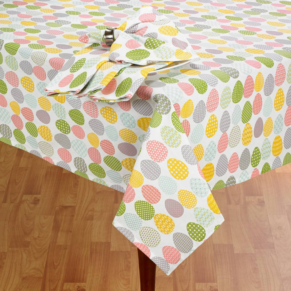 Easter Table Linens And Other Tabletop Decoration Ideas For You | Table Covers Depot
