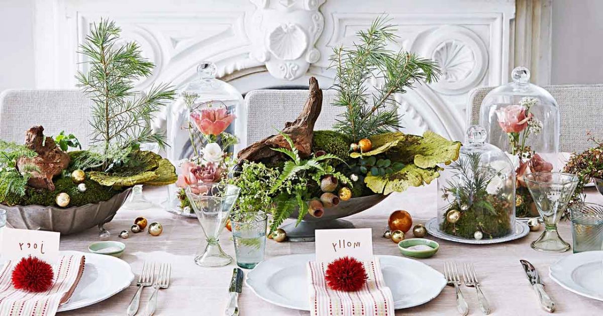 Check Out 5 Creative Way to Decorate Holiday Table Linens | Table Covers Depot