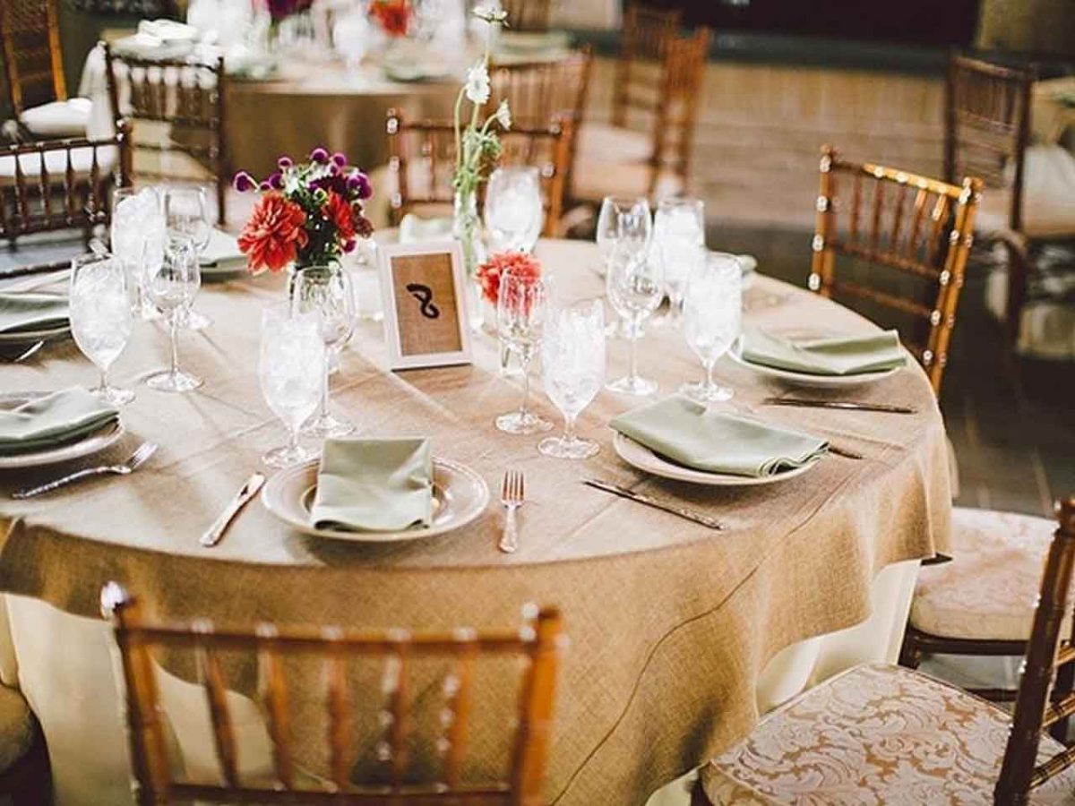 Rustic Wedding Tablecloth Decoration Ideas to Bring Country Vibe | Table Covers Depot