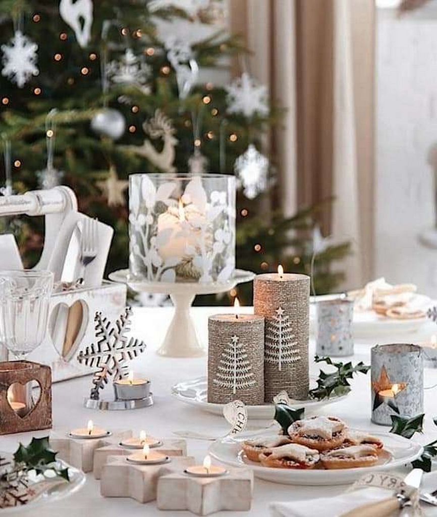 Simple Table Decorations for Christmas Table Settings | Table Covers Depot