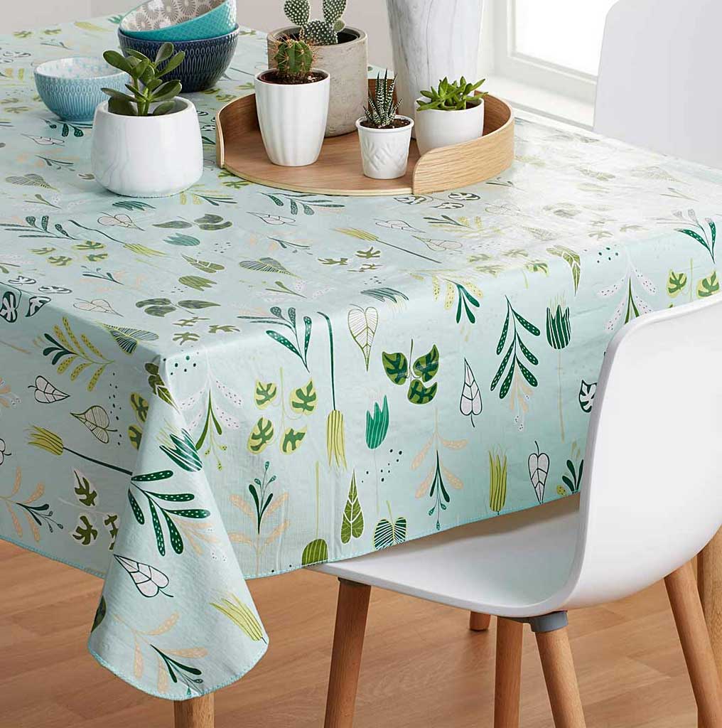 How To Cleaning Table And Vinyl Tablecloth From Stains | Table Covers Depot