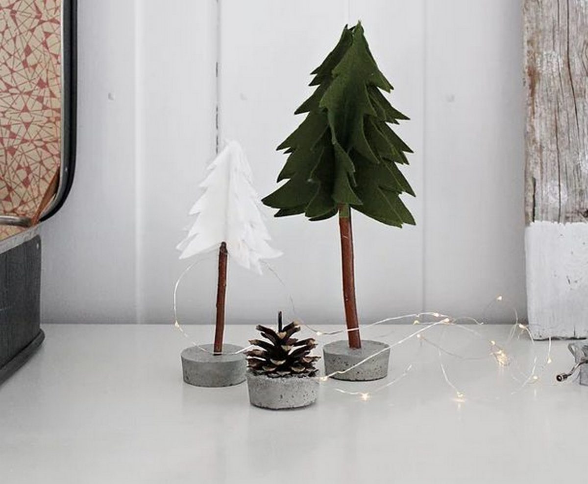 8 Tabletop Christmas Tree Ideas for Dining Room Table Decorations | Table Covers Depot