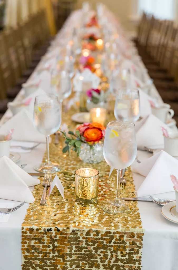 How to Use Sequin Table Runners for Special Events Properly