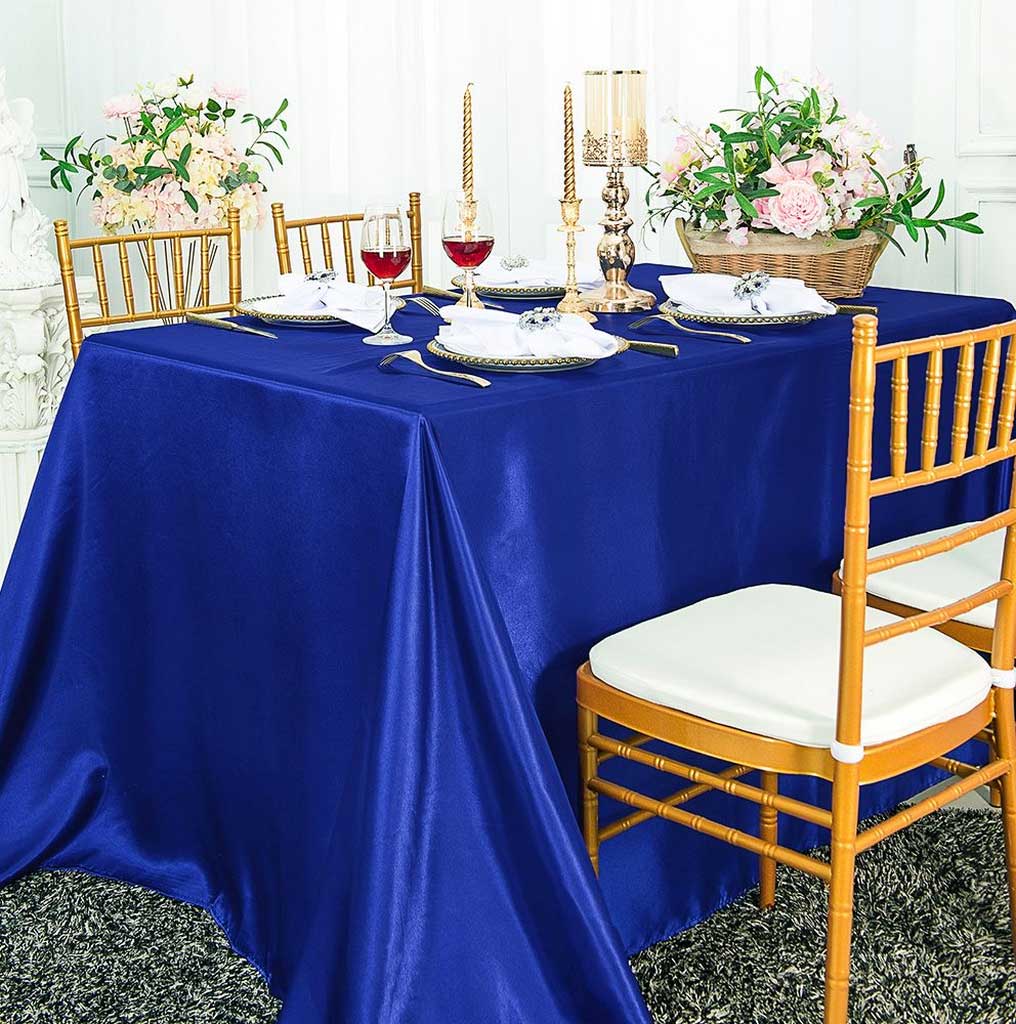 Types of Tablecloth in Royal Blue Hues for Your Special Occasions