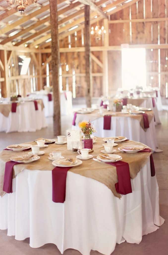 Table Linen Ideas for Perfect Wedlock Ceremony