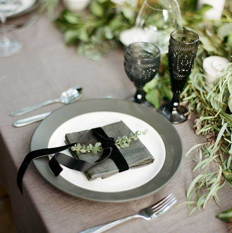 Recommendation of Napkin Folding for Perfect Wedding