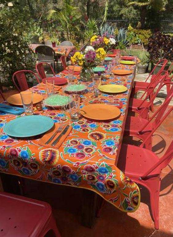 The Advantages of Using Oilcloth Tablecloth in Oval Design