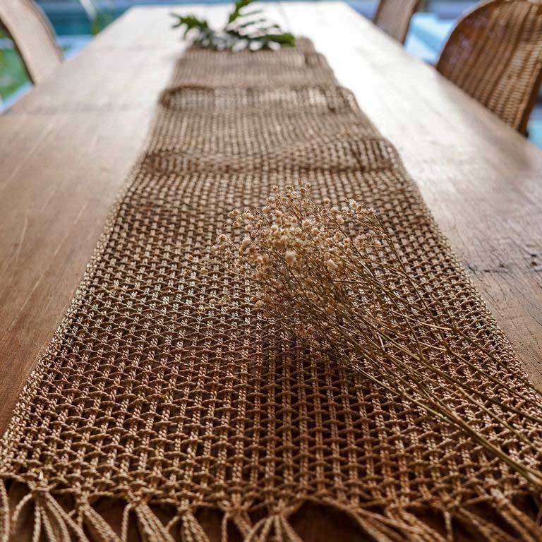 5 Ways To Use A Seagrass Runner To Decorate Your Dining Table