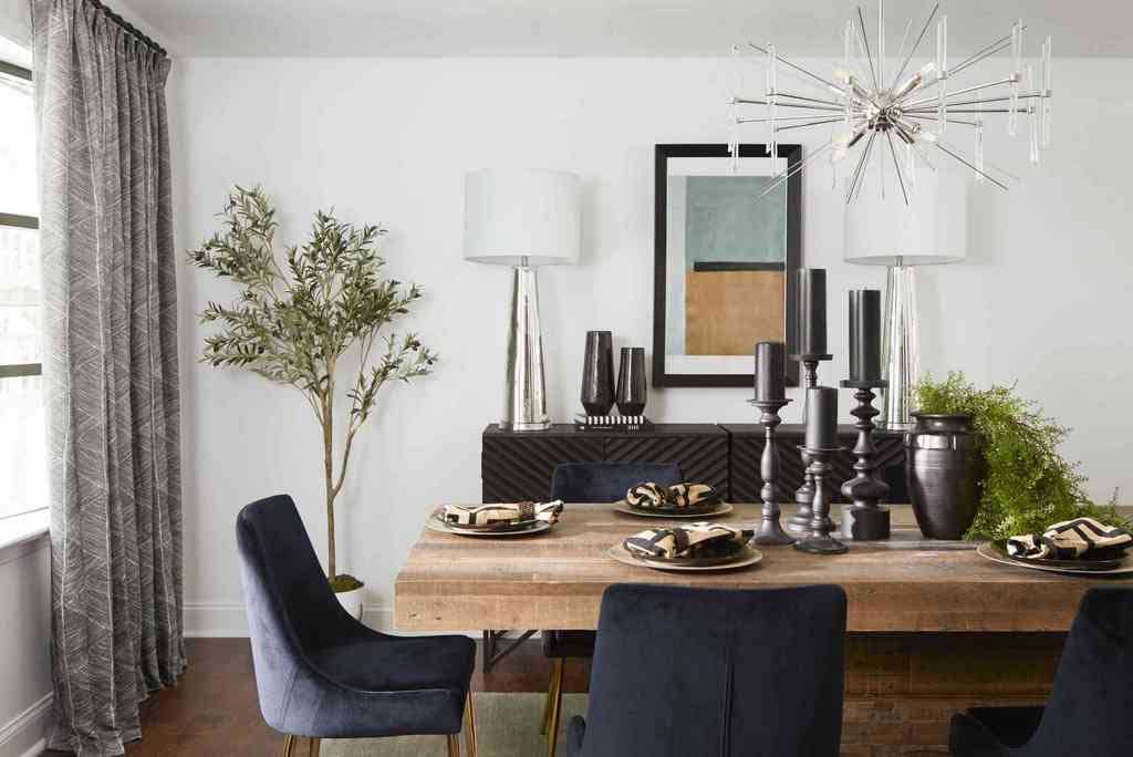 Creates Standout Space, Here Are 5 Recommendations of Dining Table Centrepiece Ideas
